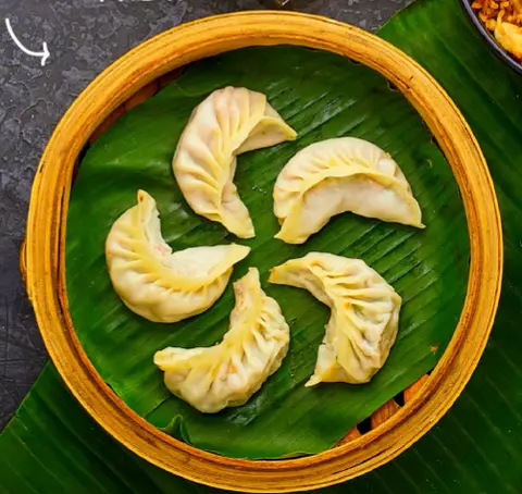 Momos