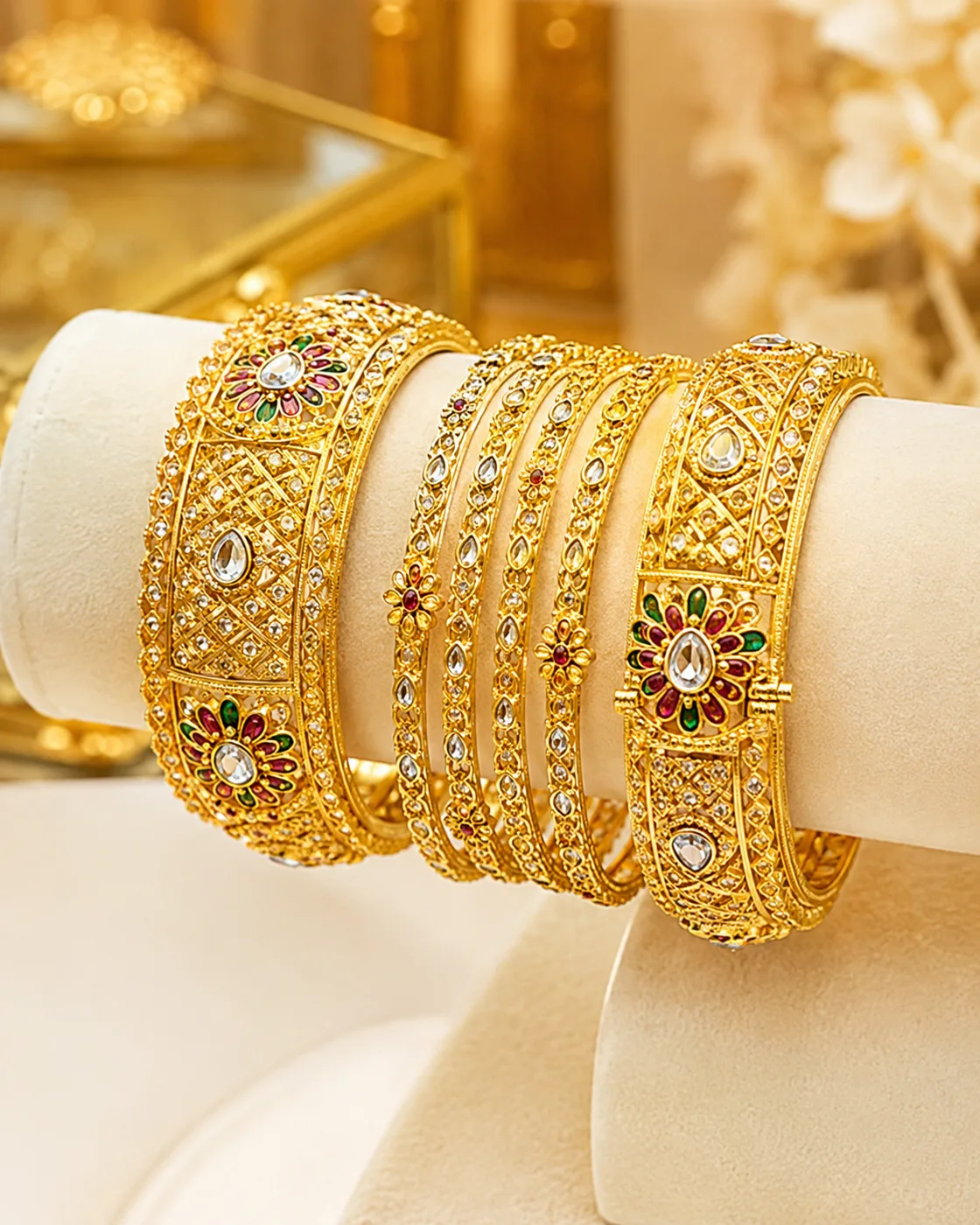 Gold Bangles, Kada & Patla Set extra photo 1