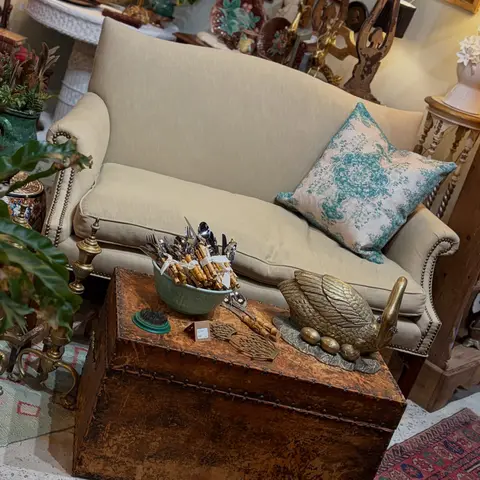 Chippendale Studded Loveseat image