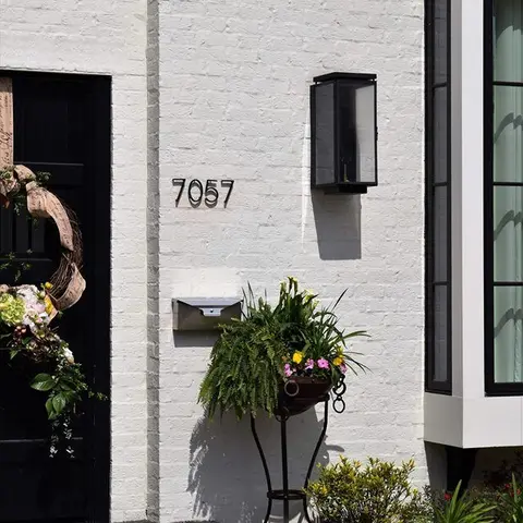 Modern & Transitional Exterior Lantern